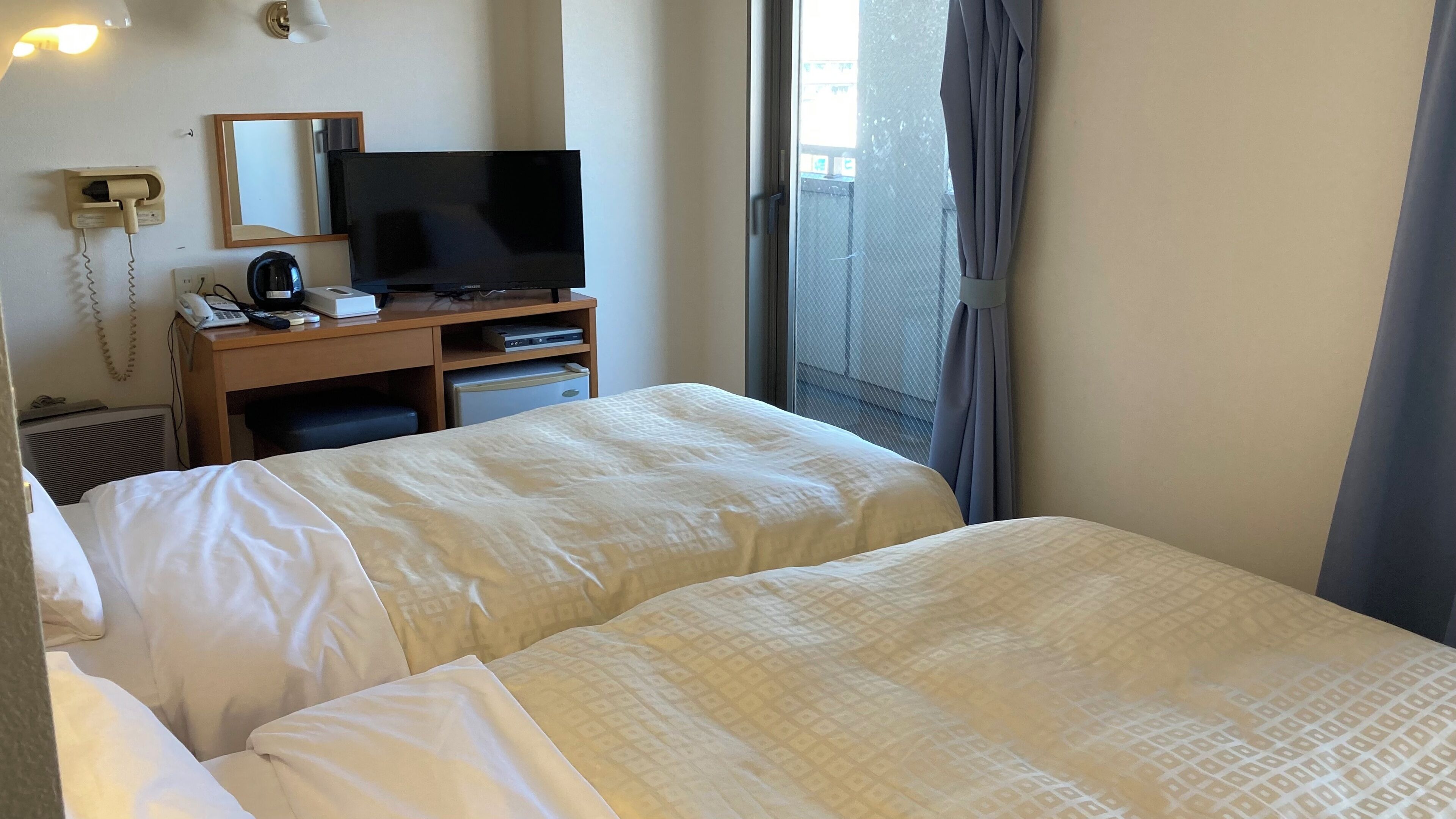 Desk, free WiFi, bed sheets