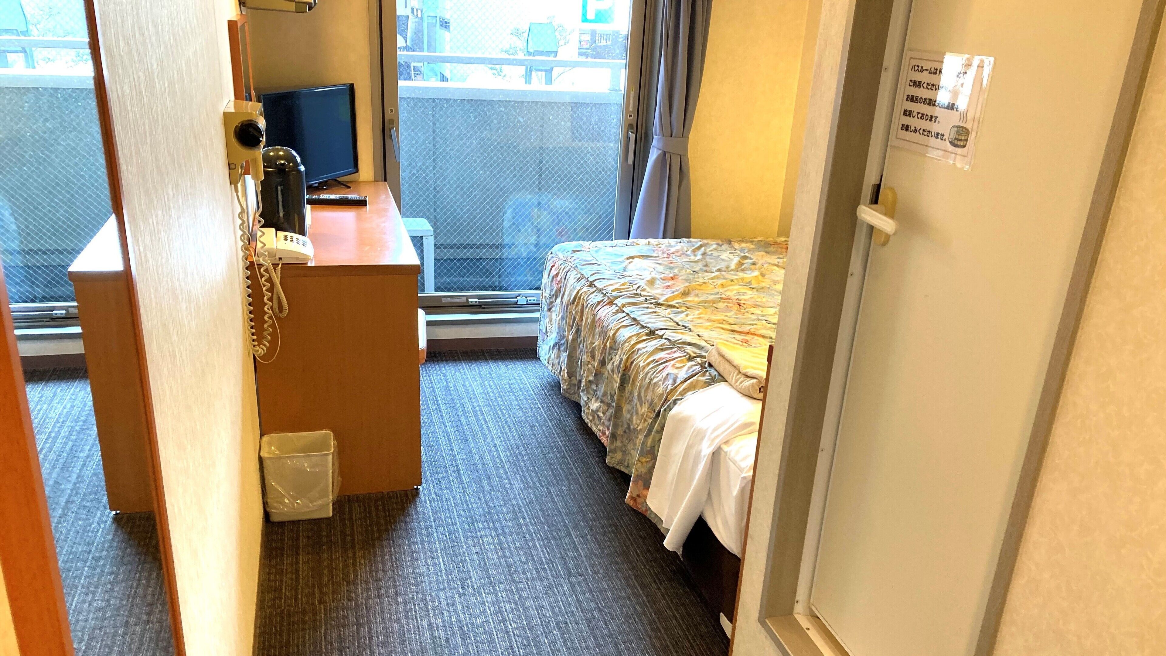 Desk, free WiFi, bed sheets