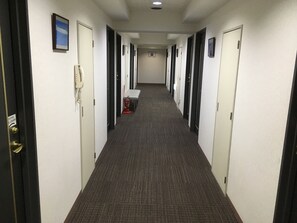 Hallway - Hotel Crown Hills Oita (Oita)