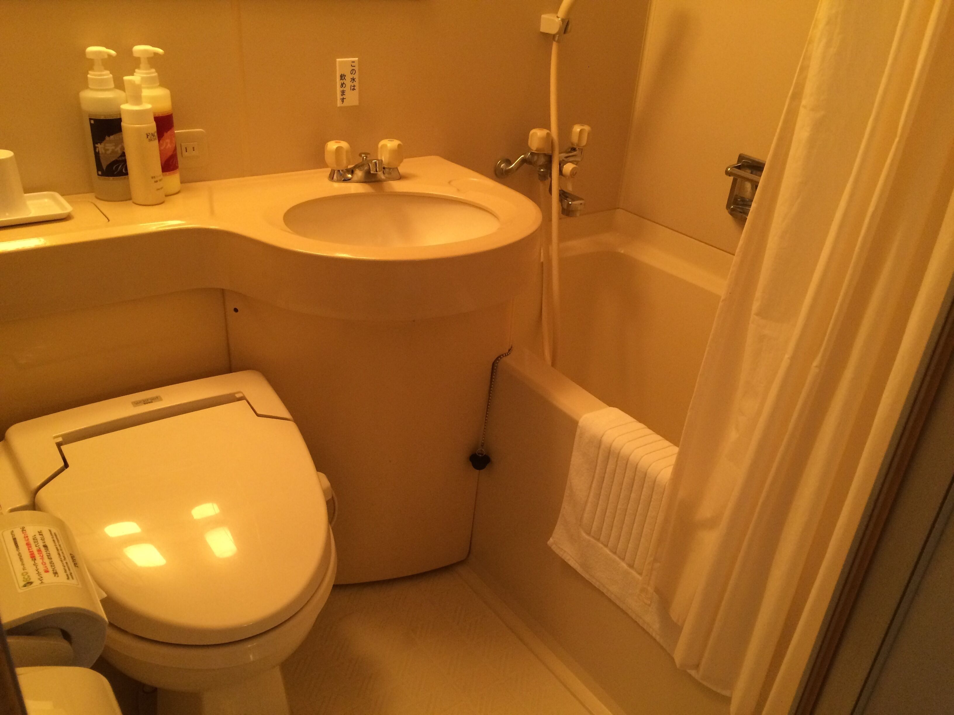 Ensemble douche/baignoire, baignoire relaxante profonde