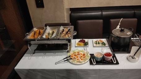 Breakfast meal
