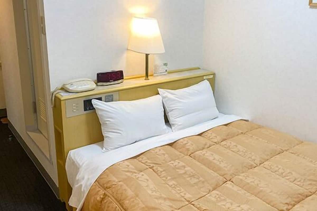 Wi-Fi de cortesia, roupa de cama