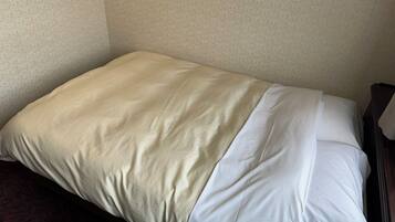 Economy Double Room, Smoking | Desk, iron/ironing board, free WiFi, bed sheets