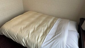 经济型双人房, 吸烟房 | 办公桌、熨斗/熨板、免费 WiFi、床单