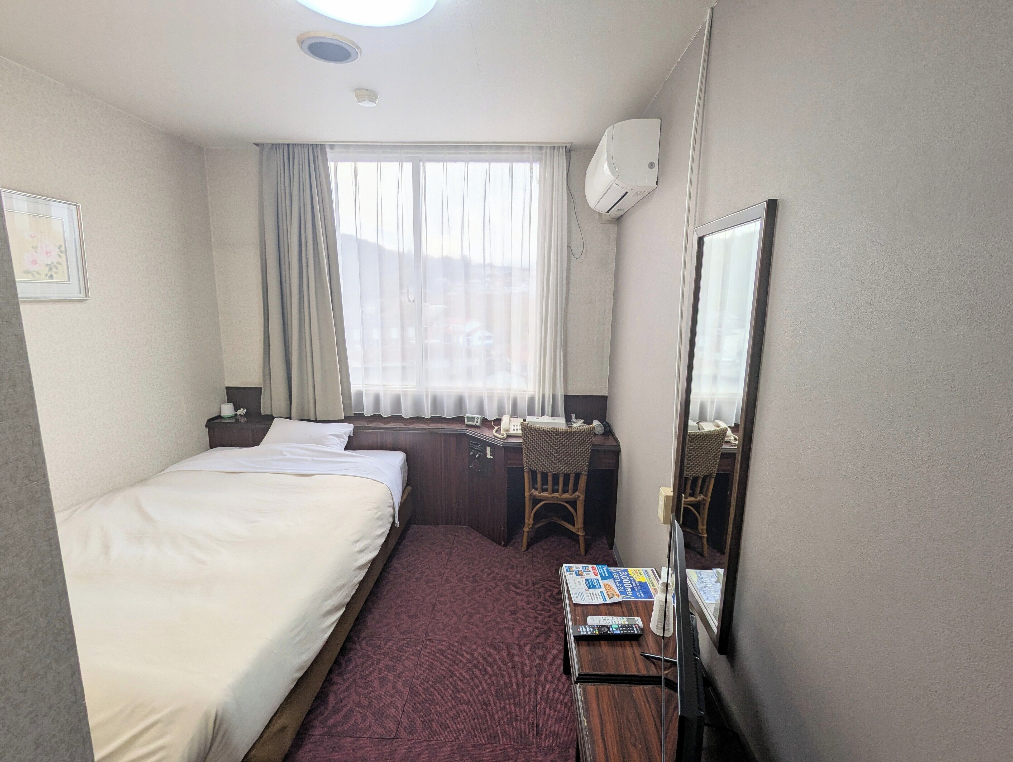 Desk, iron/ironing board, free WiFi, bed sheets