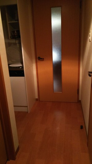 Free WiFi, bed sheets - New Central Hotel Katsuta (Hitachinaka)