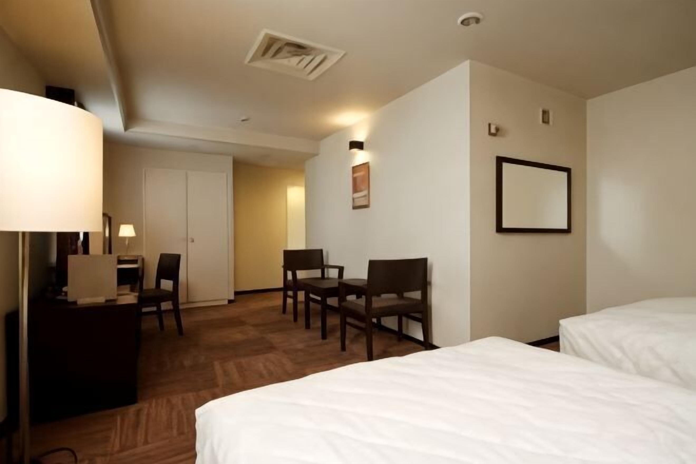 Desk, free WiFi, bed sheets