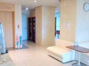 Lobby - Okaya Central Hotel (Okaya)