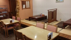 Free daily buffet breakfast  - Hotel Onahama Hills (Iwaki)
