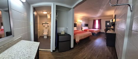 Iron/ironing board, free WiFi, bed sheets