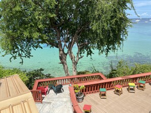 Bougainvillea | Näkymä rannalle/valtamerelle