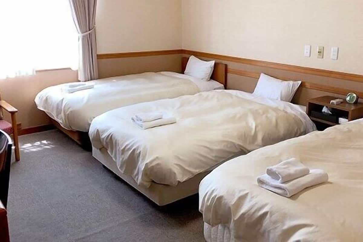 Escrivaninha, Wi-Fi de cortesia, roupa de cama