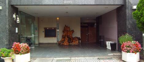 Entrada de la propiedad