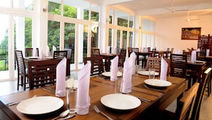 Breakfast and dinner served - The Kandyan Villa (Kandy)