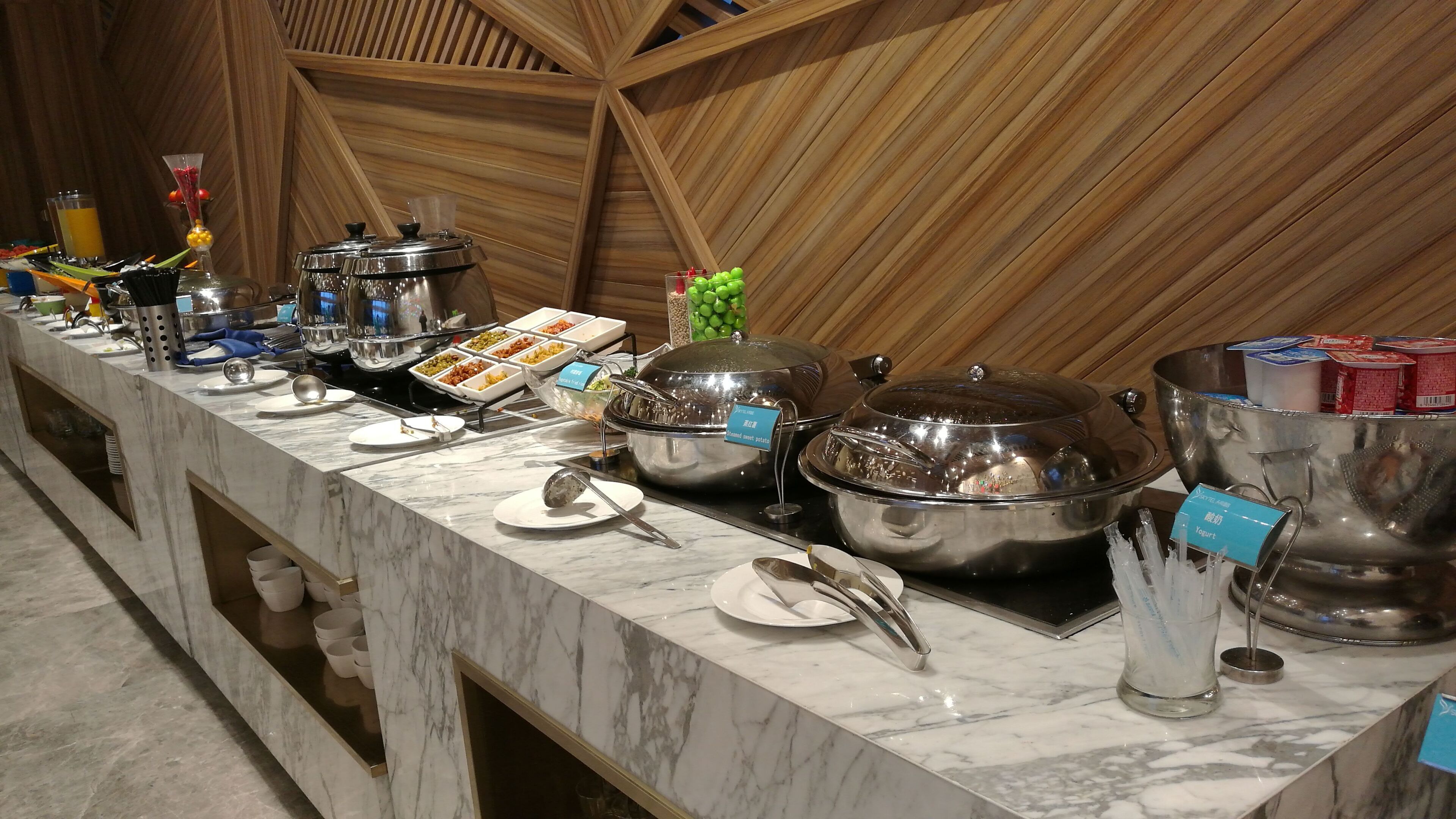 Bữa sáng buffet