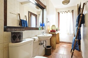 Villa, 3 Bedrooms | Bathroom