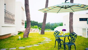 Interior entrance - Sea & Pine Pension (Namhae)