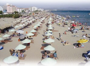شاطئ خاص