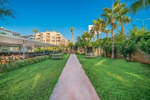 Frühstück, Mittagessen und Abendessen