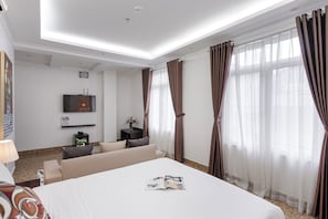 Premium bedding, minibar, desk, laptop workspace - Grace Hotel & Residence (Hanoi)