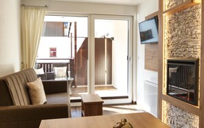 Flat-screen TV - Garni Bellaria (Soelden)