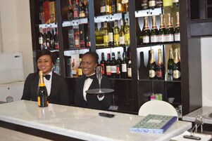 Bar (en la propiedad)