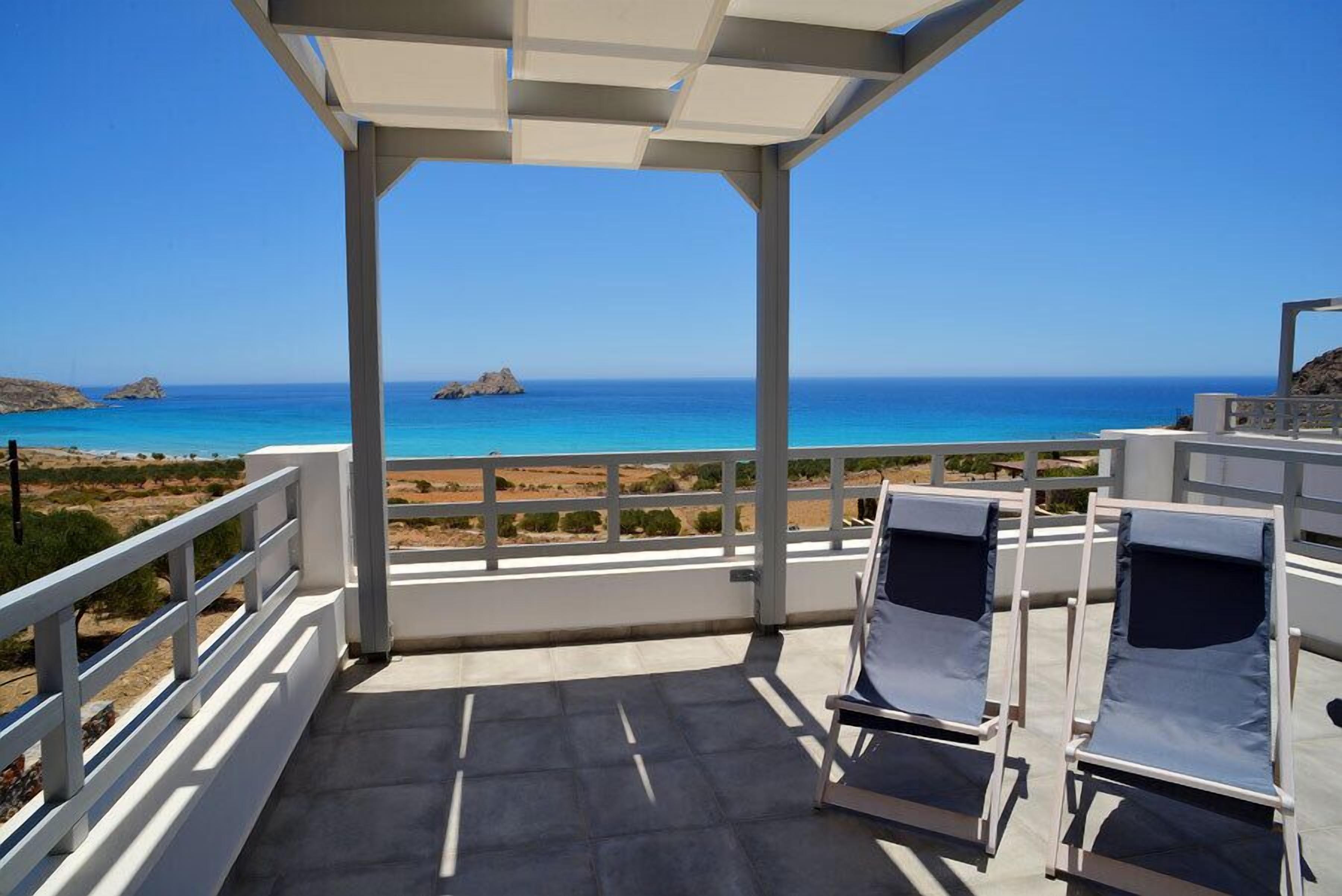 Villa, 2 Bedrooms, Pool Access | Terrace/patio