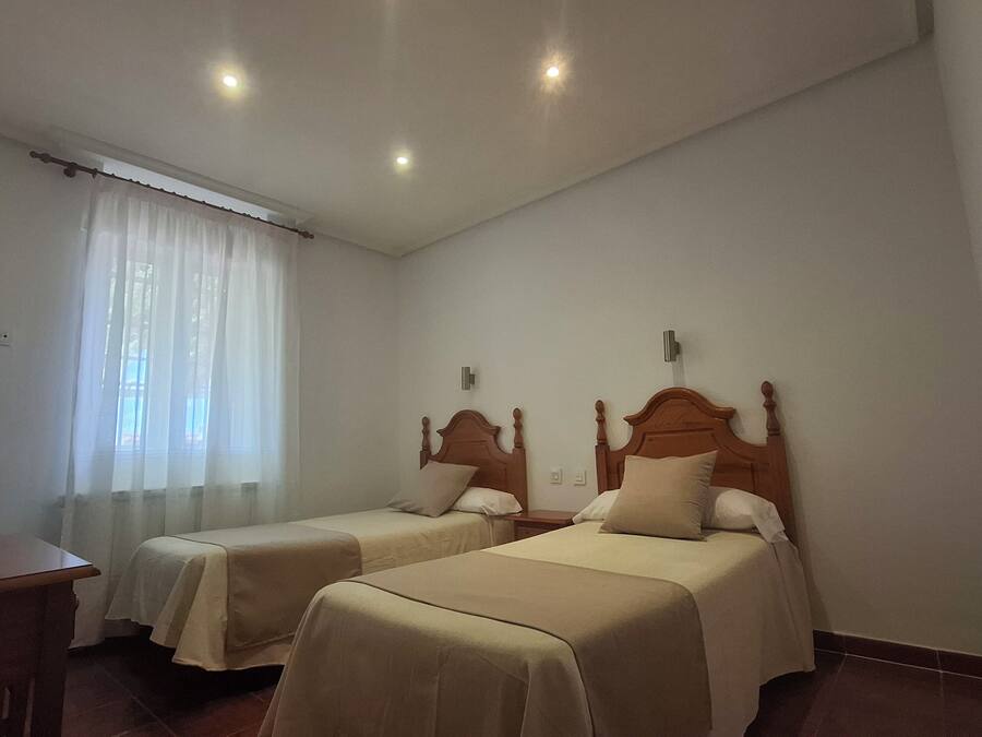 Twin Room | Desk, blackout drapes, free WiFi, bed sheets