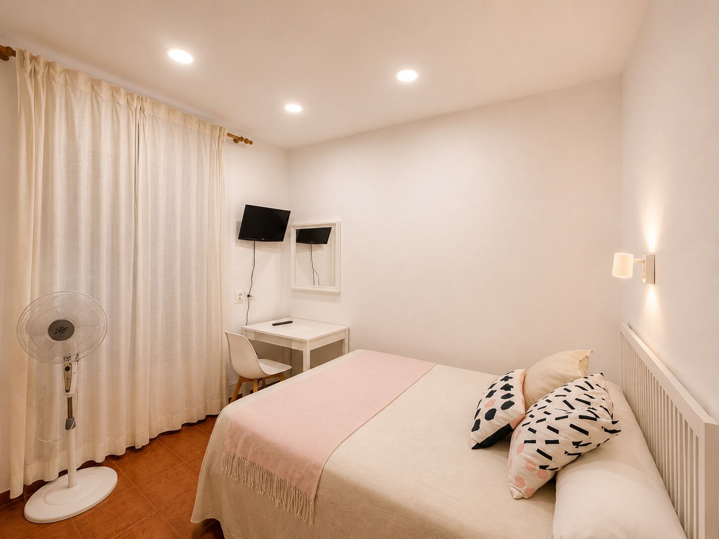 Photo - Hostal Bellas