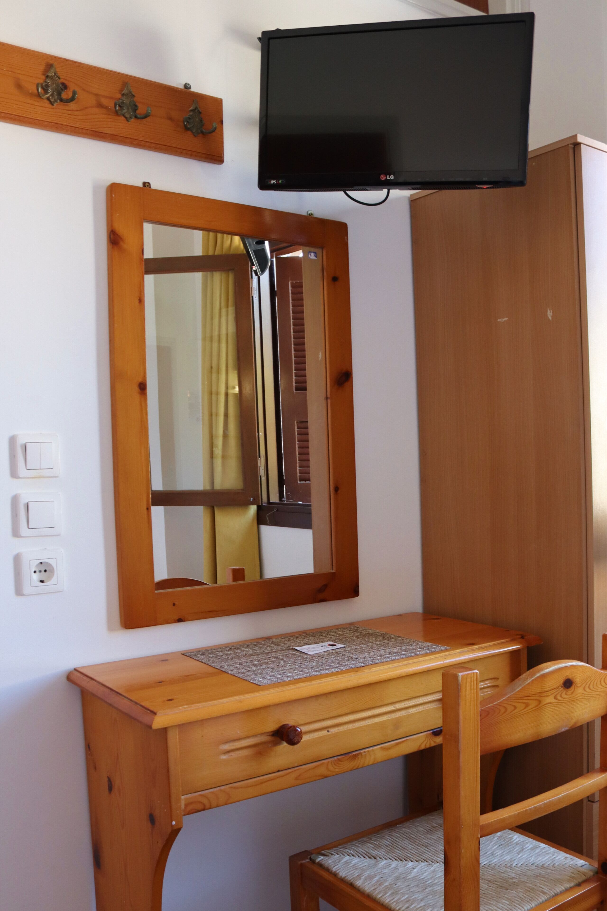 Photo - Stavros Pension