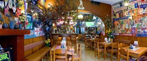 Bar olahraga
