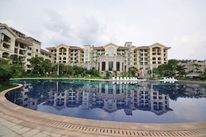 Outdoor pool - Country Garden Phoenix Hotel Yangshan (Qingyuan)
