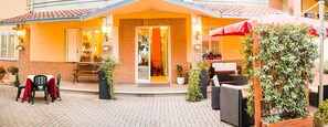 Property entrance - Hotel Residence Eden (Mozzagrogna)