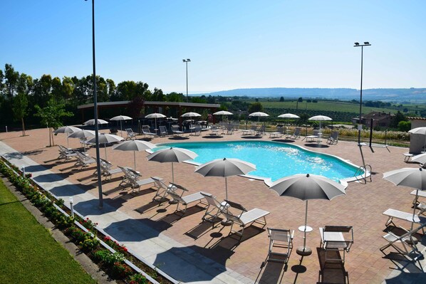 Pool - Hotel Residence Eden (Mozzagrogna)