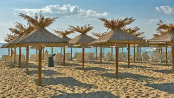 Private beach nearby, free beach shuttle, sun-loungers, beach umbrellas