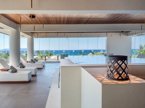 Sauna, hot tub, steam room, Turkish bath, body treatments, body wraps