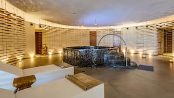 Sauna, tina de hidromasaje, baño de vapor y baño turco o hammam
