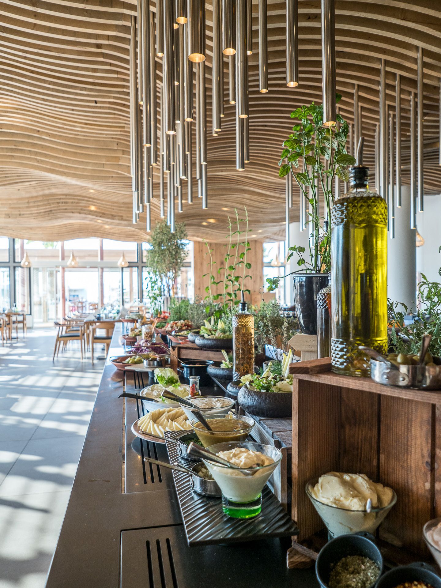 5 개의 레스토랑, 아침 식사, 점심 식사, 저녁 식사 제공(세계 요리)