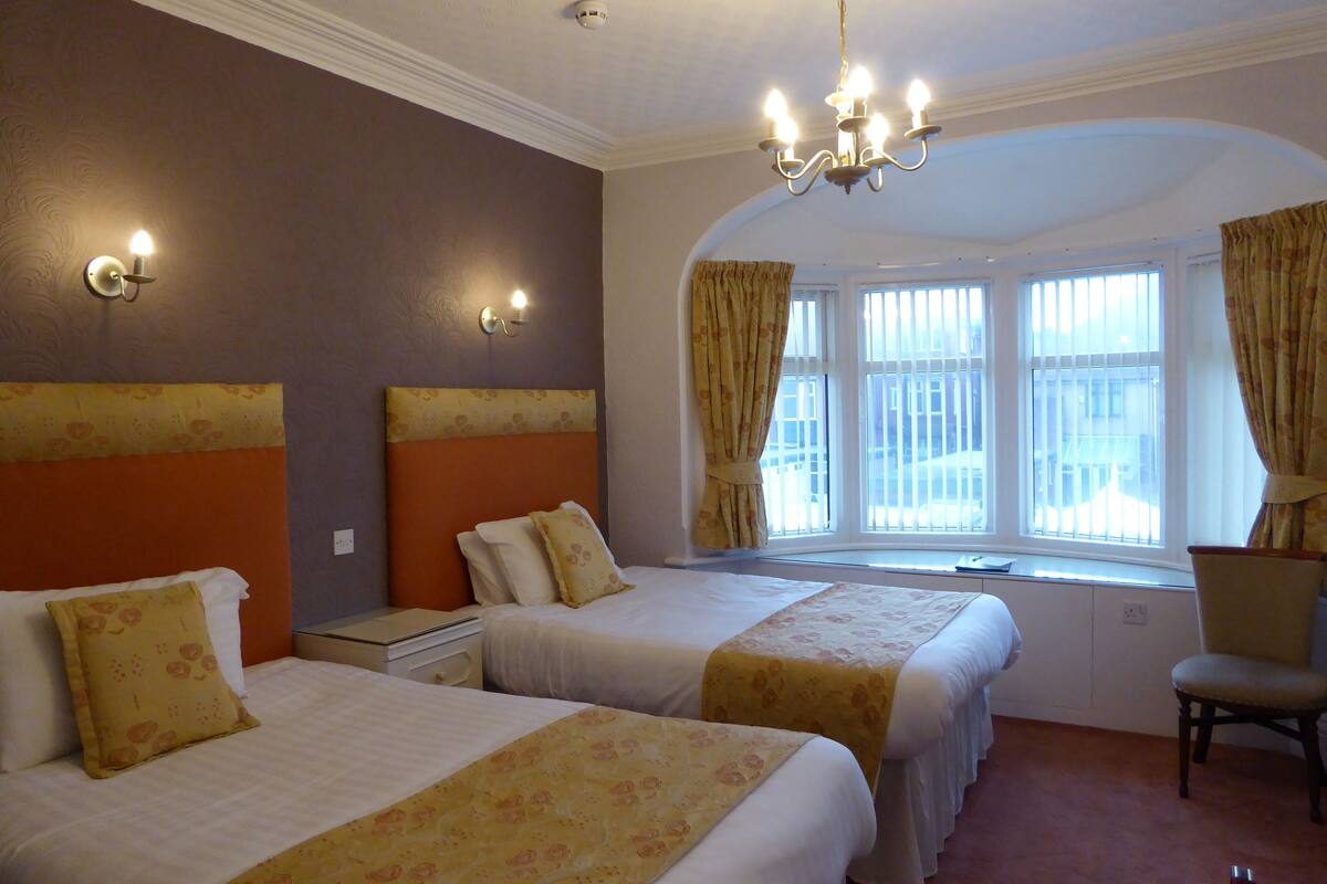 Superior Twin Room | WiFi (free), bed sheets