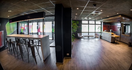 Lobby. ibis budget Avignon Centre