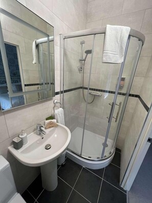 Superior Double Room (Purbecks) | Bathroom - Hotel 50 (Bournemouth)