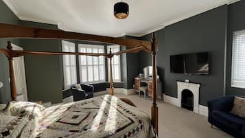 Deluxe Double Room (Corfe) | 1 bedroom, Egyptian cotton sheets, premium bedding, iron/ironing board