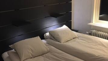 Standard Apartment, Balcony | 1 bedroom, individually decorated, individually furnished, desk