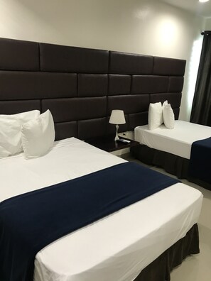 Standard Room, 2 Double Beds