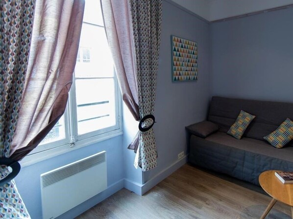 Firemannsrom – familie, eget bad | Barnesenger (inkludert), wi-fi (inkludert) og sengetøy