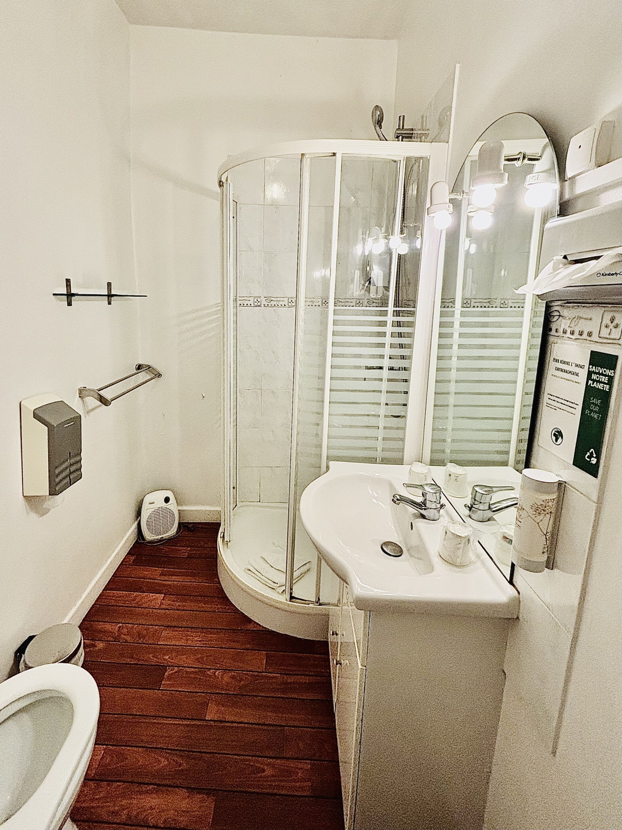 Double Room, Ensuite | Free cribs/infant beds, free WiFi, bed sheets