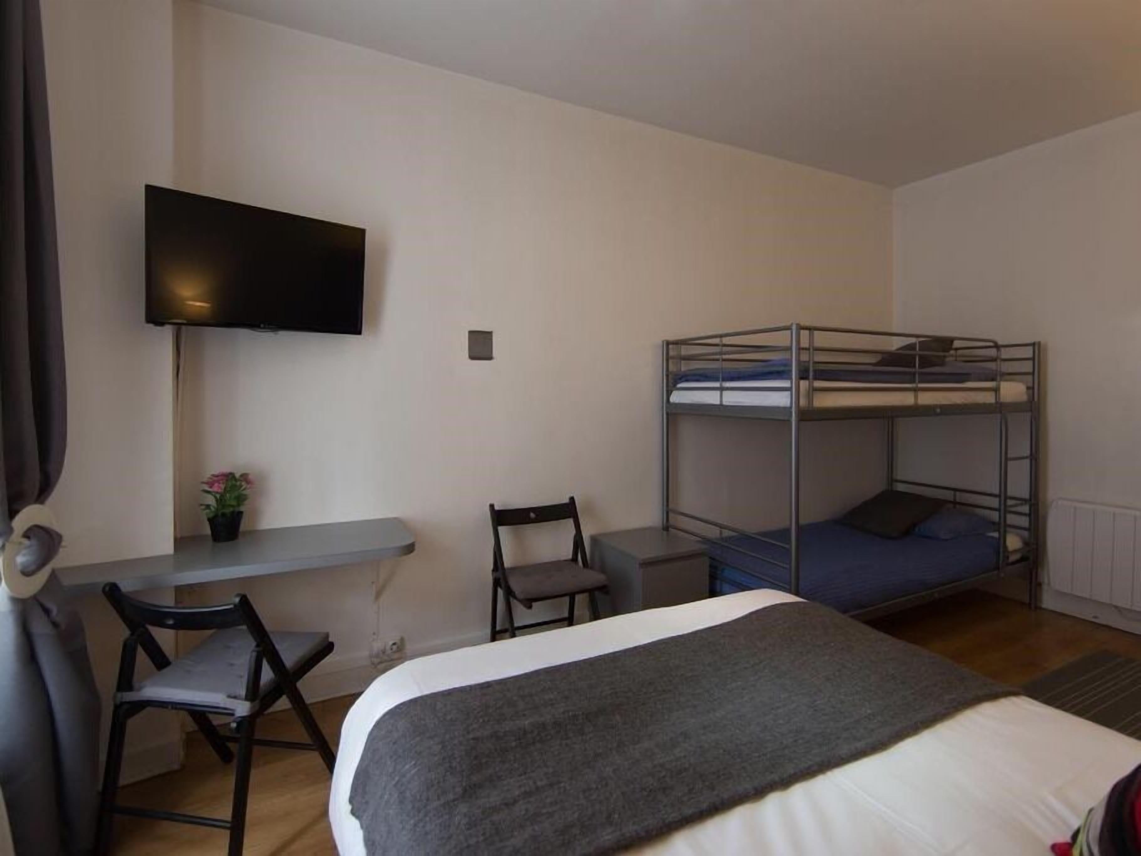 Suite, bagno in camera | Culle/letti per bambini (gratuiti), Wi-Fi gratuito, lenzuola