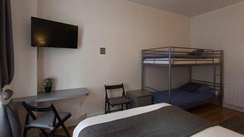 Suite, bagno in camera | Culle/letti per bambini (gratuiti), Wi-Fi gratuito, lenzuola