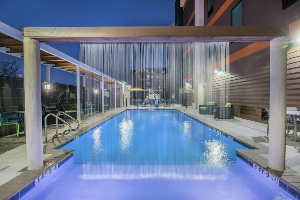 Home2 Suites by Hilton Austin Airport