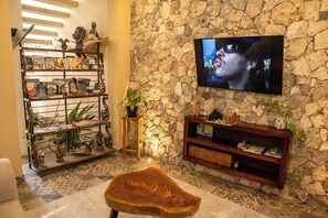 Interior - Hotel Tunich Naj & Hostal (Valladolid)